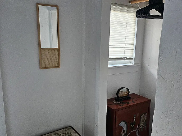 833 Belmont Ave — Photo 6