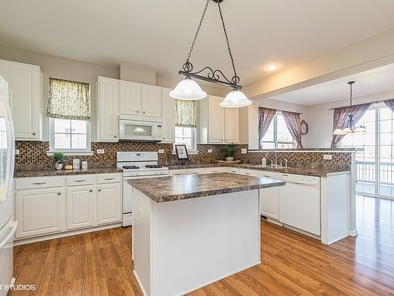 5th image of 10906 Sawgrass Ln
