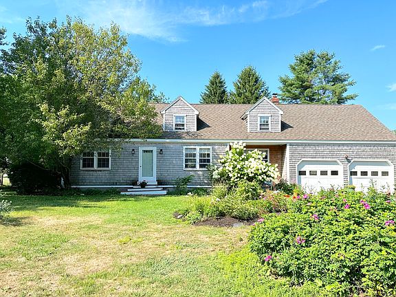 2nd image of 6 Rhonda Drive