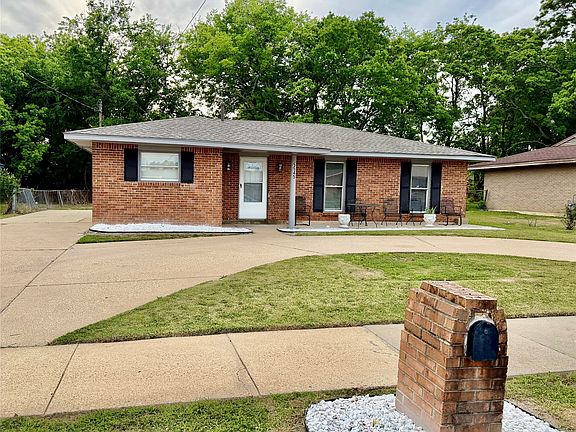 2nd image of 5545 E Shades Valley Dr