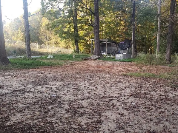 1 Lynwood Dr, Spartanburg, SC 29302