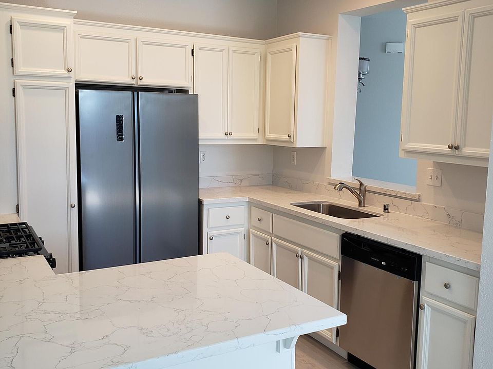 1st image of 373 Maeve Ct