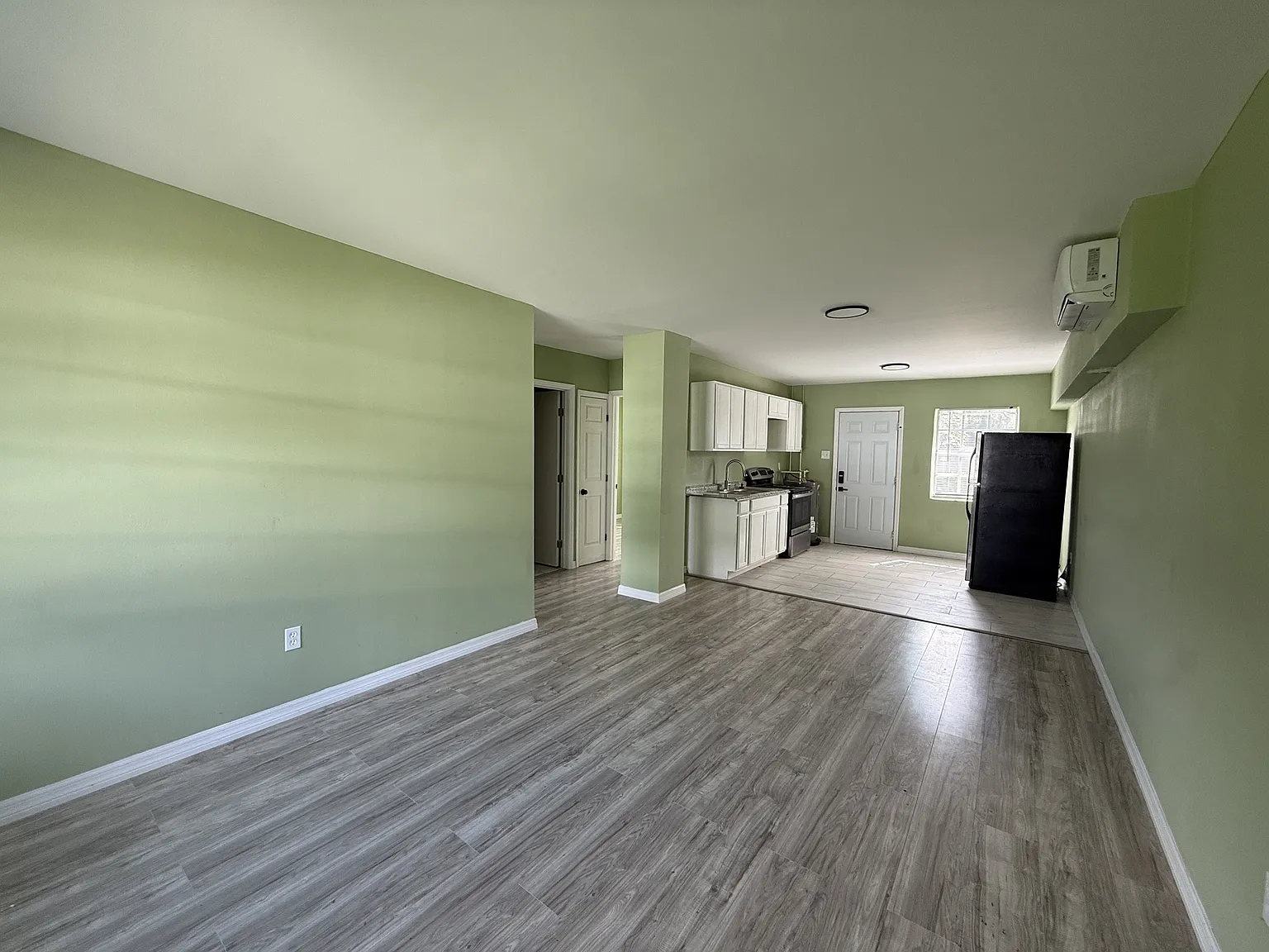 3408 E Dr Mlk Blvd #3 - 3 — Photo 3