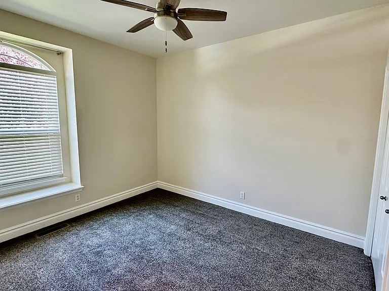 2025 W Marten Creek Dr — Photo 9