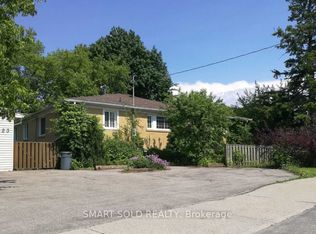 223 Browndale Cres #2, Richmond Hill, ON L4C 3H9