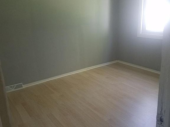4th image of 33415 Bendon Ct