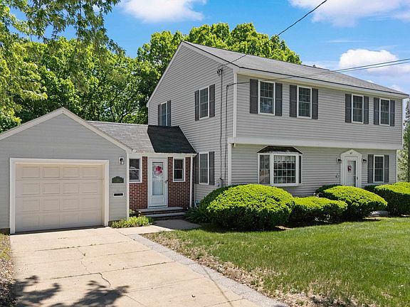 2nd image of 611 Coolidge Avenue