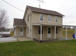 401 N Augusta Ave, Oxford, IA 52322