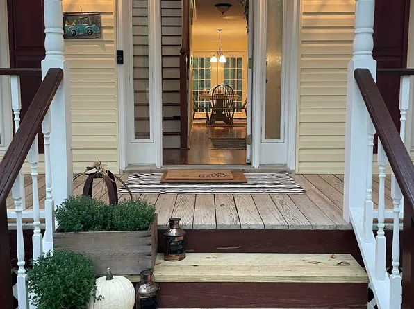 413 Thompson Rd, Alabaster, AL 35007