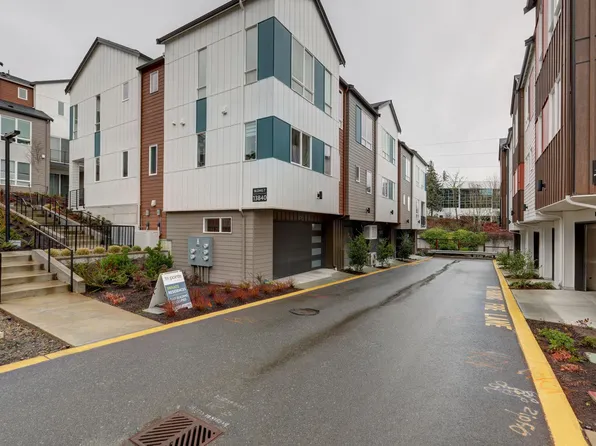 13840 NE 123rd Way Unit 104, Redmond, WA 98052