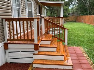 110 Ivanhoe Dr, Satsuma, FL 32189