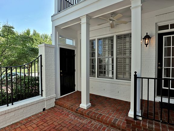 3rd image of 1223 Tilbury Ln