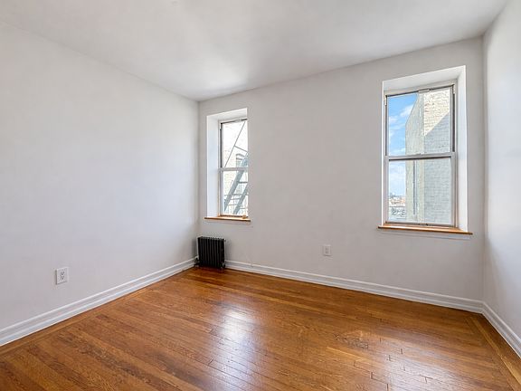 5th image of 175 Pinehurst Ave APT 5F