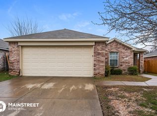 826 Amarosa Rd, Dallas, TX 75217