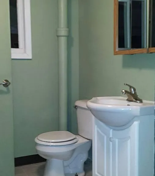 709 Johnson St — Photo 11