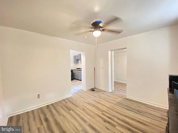 5th image of 120 E Cumberland St Floor 1