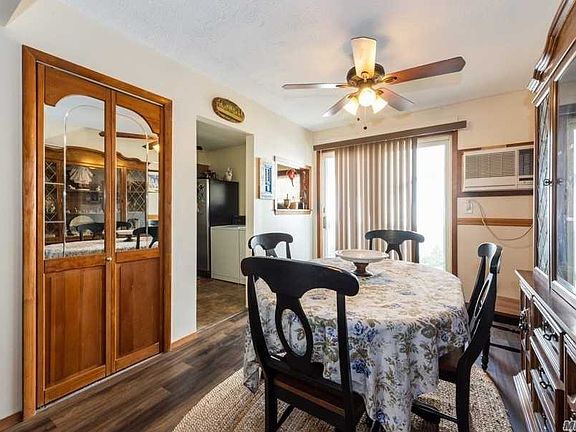 4th image of 33 Mead Ave