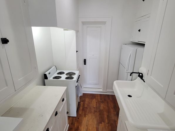 508 1/2 SW 10th Ave #102