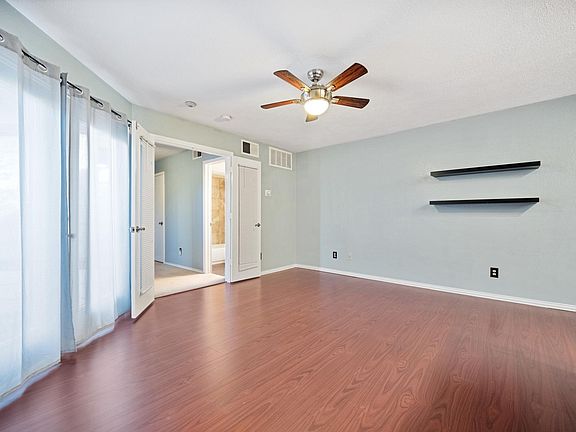 5th image of 2314 Bamboo Dr #1304