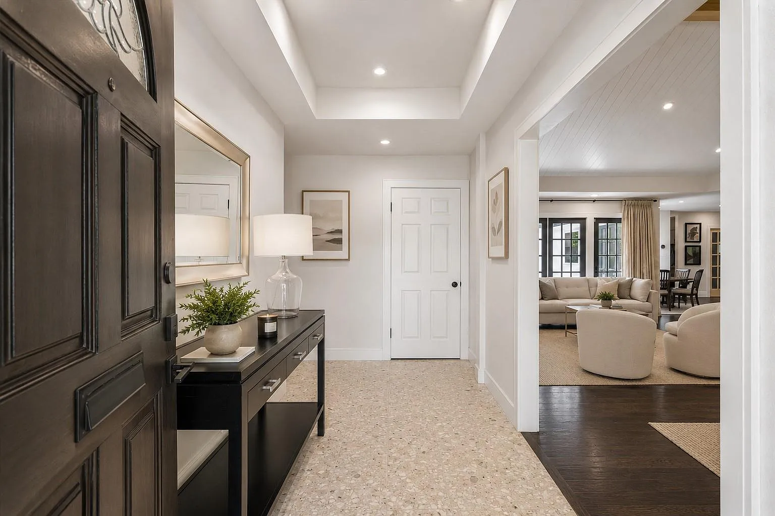4 bed, 3.0 bath, 2681 sqft, $4,500 — Photo 3