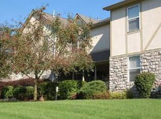 593 Olentangy Woods Dr, Columbus, OH 43235
