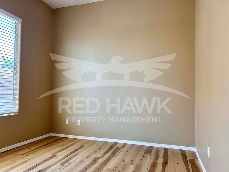 2748 S 159th Ave — Photo 12