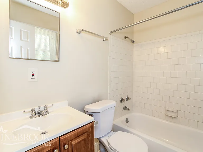 454 Mulligan Dr — Photo 8