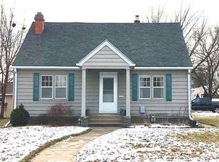 402 Bertch Ave, Waterloo, IA 50702