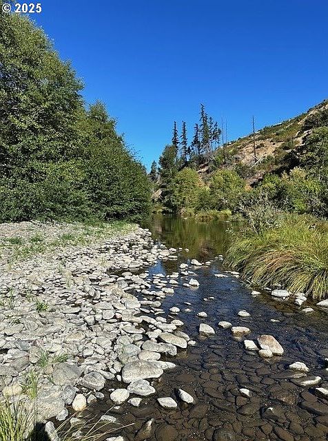 2nd image of Cow Creek Rd
