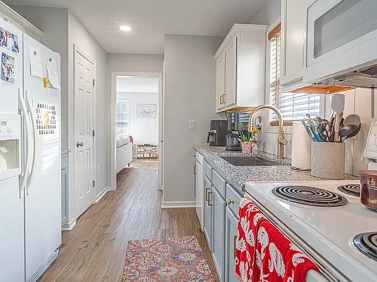 316 Anna St — Photo 12