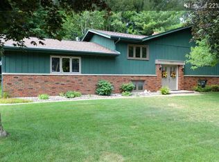 1933 April Ln, Stevens Point, WI 54481