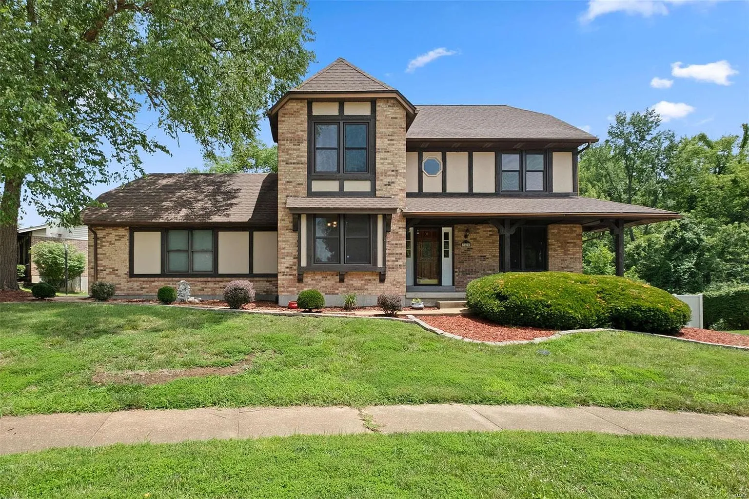 3620 Viembra Dr photo 1