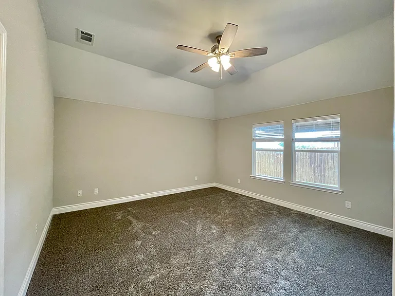 705 Tippit Ln — Photo 15