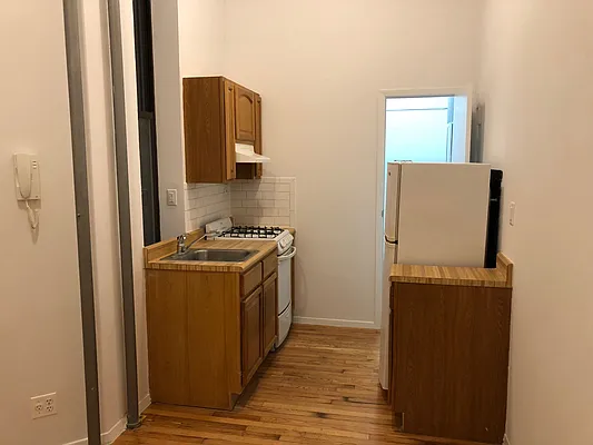 Rented by Michael Palmieri, LREB | media 19