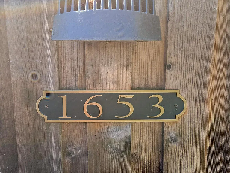 1653 Kentfield Ave — Photo 3