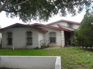 111 Ceniso Loop, Laredo, TX 78046