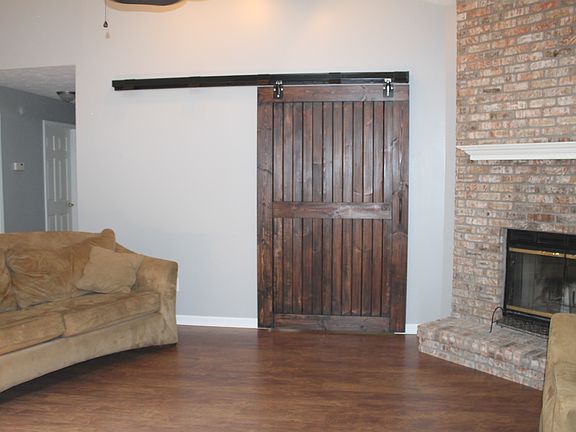 5th image of 5657 Pine Hill Dr