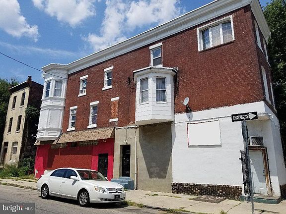 2nd image of 1900 & 1902 N 21st St