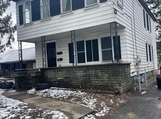 1834 Hamburg St Floor 1, Schenectady, NY 12304