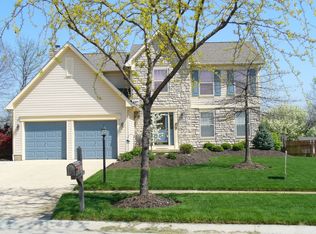 1346 Red Bank Dr, Grove City, OH