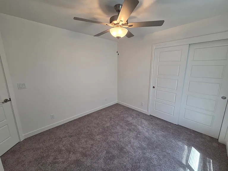 1471 E White Desert Dr — Photo 23