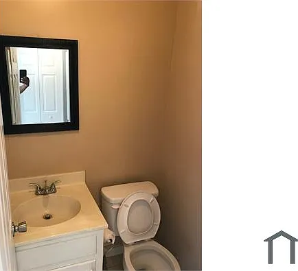3 bed, 1176 sqft, $2,350 — Photo 4