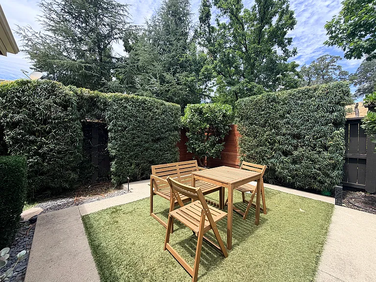 3703 Abby Ct — Photo 40