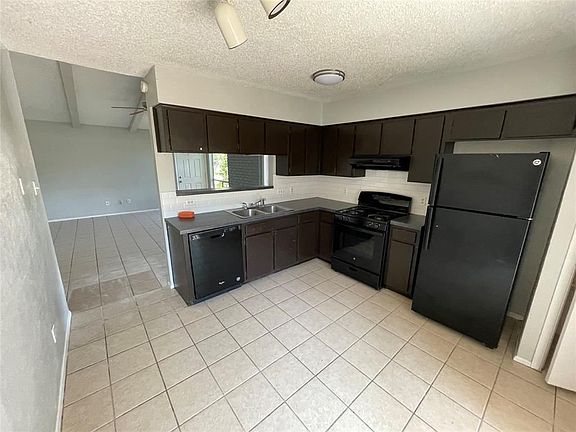 4th image of 10507 Golden Meadow Dr #A