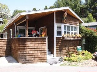 32 Paradise Cove Rd, Malibu, CA 90265