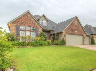 4210 W Twin Oaks Pl, Broken Arrow, OK 74011