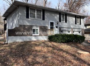 8820 E 111th St, Kansas City, MO 64134