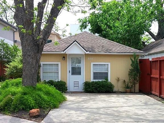 View of 860 E 25th st. 870 is just on the left side. Why rent in a large complex, when you can have your own private place!