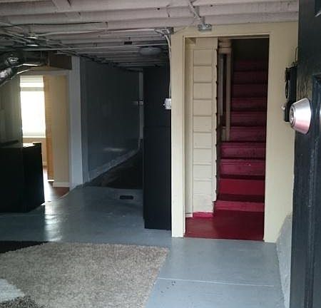 3rd image of 556 Ramsell St