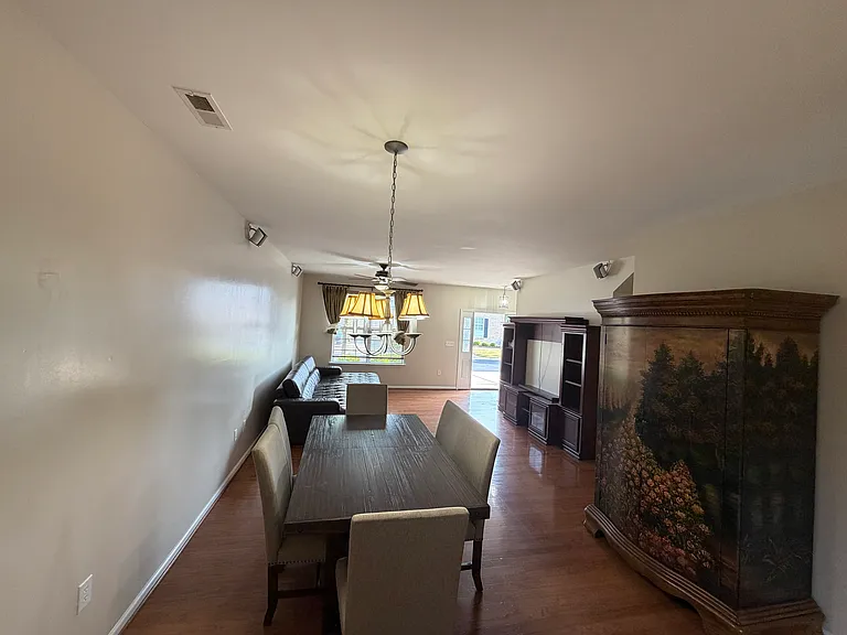5332 Bramcote Pl — Photo 4